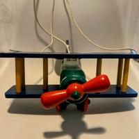 Lampadario legno colorato aereoplano