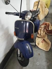 Vespa PX 150E serie arcobaleno 