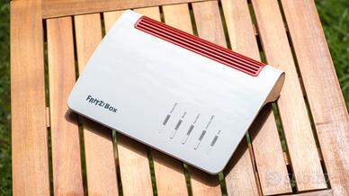 Fritzbox 7590 + 2 repeater Fritz 2400