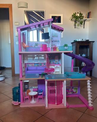 casa dei sogni di Barbie tre piani con l'ascensore