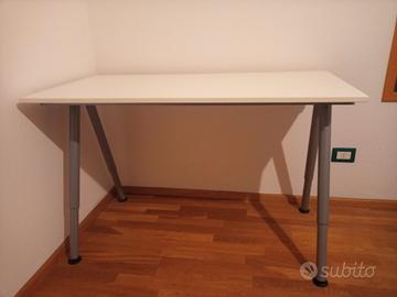 Scrivania 120 x 80 cm bianca