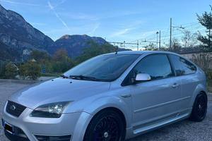 Focus ST 2.5 Turbo – Pronta a correre