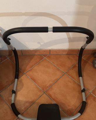 Attrezzo per addominali