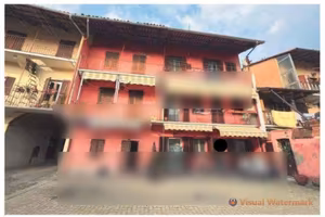 Immobile in asta di 216 m² a Candia Canavese