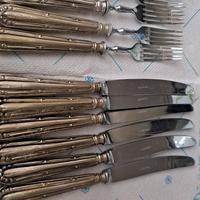 Servizio posate forchette e coltelli Arg/Acciaio.