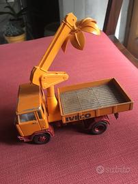 Modellino Iveco 90 4x4