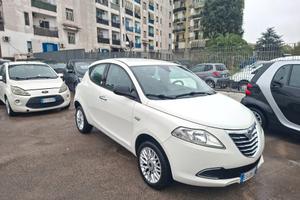 Lancia Ypsilon 0.9 TwinAir 85 CV 5 porte Metano Ec