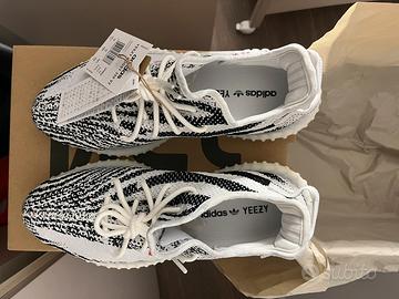 Adidas Yeezy Boost V2 Zebra