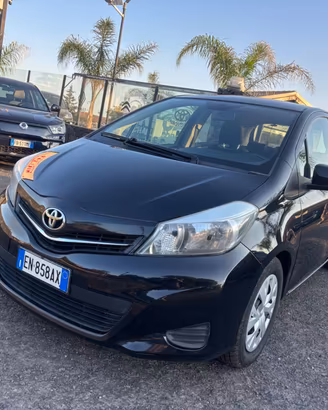 Toyota Yaris 1.4 D-4D 5 porte Lounge