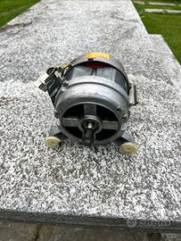 motore lavatrice whirlpool