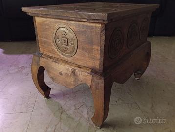 Tavolino orientale artigianale in legno massello