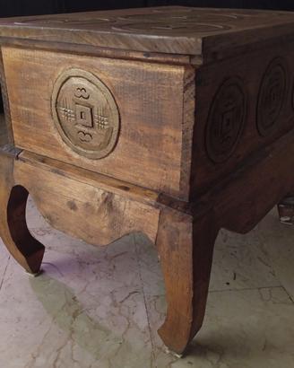 Tavolino orientale artigianale in legno massello