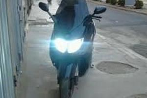 KIT LAMPADE H4 + H7 FULL LED ADATTO PER TMAX 500