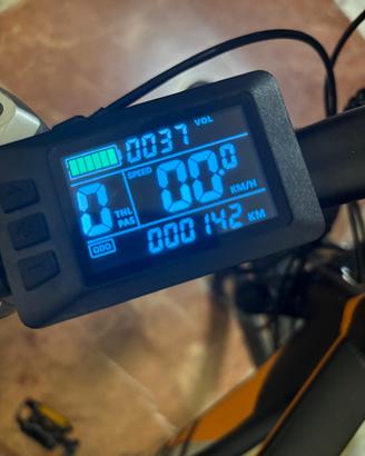 Bicicletta elettrica FAFREES F28 MT