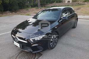 MERCEDES A 180 d Automatic Business Extra