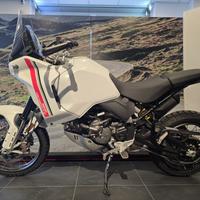 DUCATI DESERT X USATA ANNO 2024 KM 8517 PERFETTA