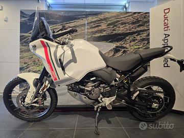 DUCATI DESERT X USATA ANNO 2024 KM 8517 PERFETTA