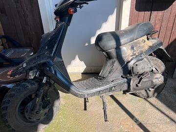 MBK Booster Spirit 50 Vend a pezzi /Ricambi