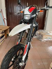 SWM SM 125 R