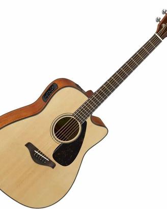 Chitarra acustica  YAMAHA Imballata MAI usata.