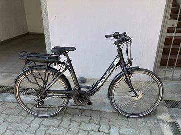 E-bike Schiano e-moon pari al nuovo unisex