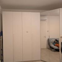 Armadio angolare con angolo cabina armadio
