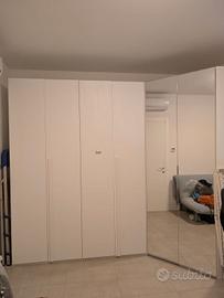 Armadio angolare con angolo cabina armadio