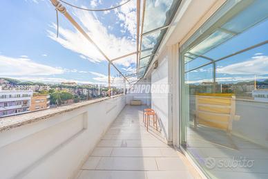 Attico Mansarda in Via Flaminia Nuova, Vigna Clar