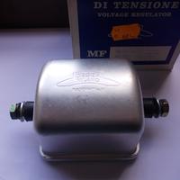 Regolatore di tensione Massey Ferguson d'epoca