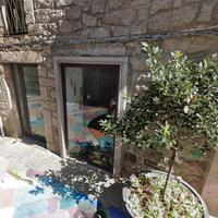 Negozio grande superficie su via Roma