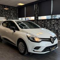 Renault Clio dCi 8V 75 CV 5 porte Moschino Life