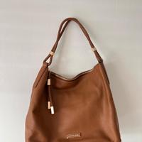 Michael Kors borsa a spalle Lexington in pelle