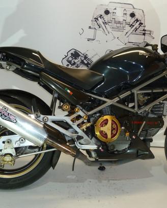 Ducati Monster 900