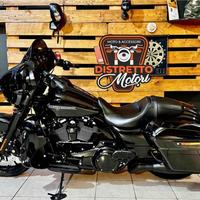 HARLEY-DAVIDSON FLHX Street Glide Special Total