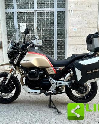 MOTO GUZZI V85 TT .