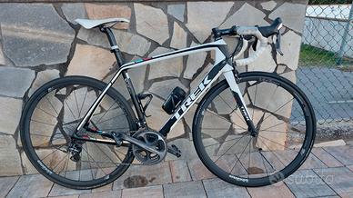 bici da strada trek madone 5.9
