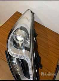 Faro Hyundai i40 xs