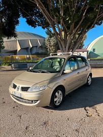 Renault Scénic II Exception 1.5 dCi 105 CV