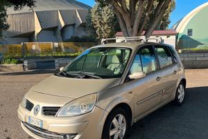 Renault Scénic II Exception 1.5 dCi 105 CV