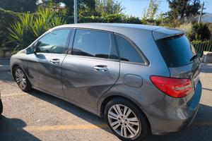 Mercedes B180