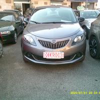 Lancia Ypsilon 1.0 FireFly 5 porte S&S Hybrid Silv