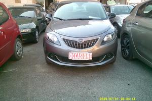 Lancia Ypsilon 1.0 FireFly 5 porte S&S Hybrid Silv