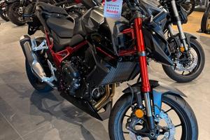 Honda Hornet 750 abs e-Clutch