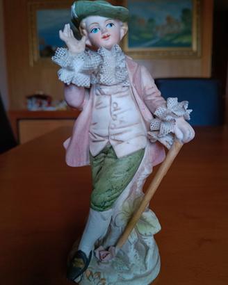 Statuina Capodimonte altezza 16 cm