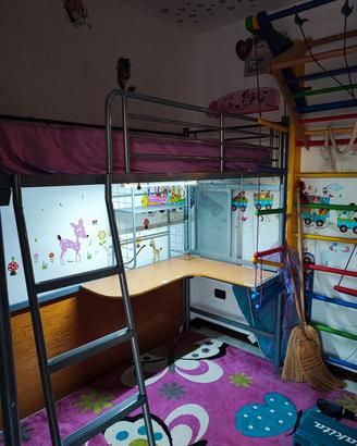 letto rialzato Ikea con scrivania