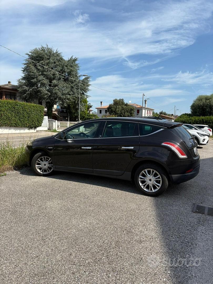 Dacia Delta 2011 photo 2