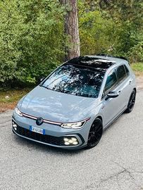 Golf  8 gti