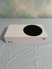Xbox Series S + Joystick + Accessori