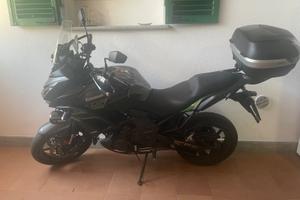 moto Kawasaki versys 650