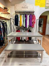 Penisola espositiva completa per negozio